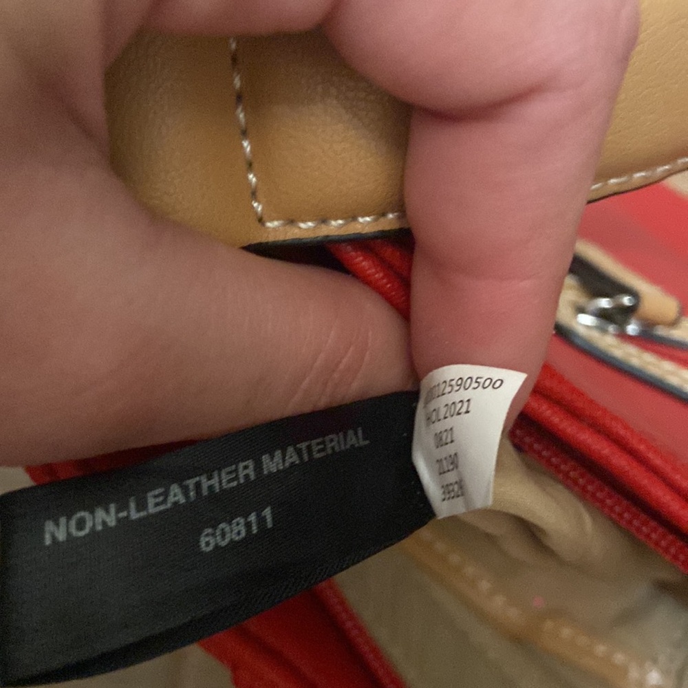 Giani Bernini Red and Tan Hobo Bag - Picture 8 of 8